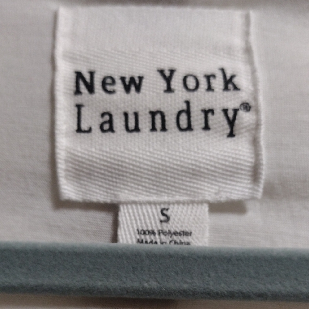 New York Laundry White Tie Front Blouse - Picture 2 of 6